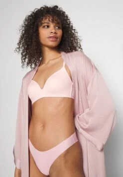 Anna Field 2 Pack - T-Shirt Bh - 402 - Pink_102 - Grey -Dameskledingwinkel 3b35d96e37874822af7c136f3e088111