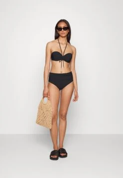 Dameskledingwinkel -Dameskledingwinkel 475bdd26c4e64972b5075527d45e4a94