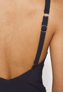 Seafolly Collective Gathered Strap One Piece - Badpak - Black -Dameskledingwinkel 5bae8fbb5de0497badc61f6282569a05