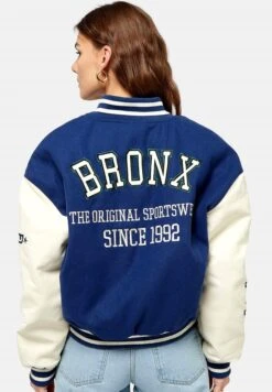 Nieuwkomers -Dameskledingwinkel 5c51dadb8d9a48edad9271c4c39f4f31