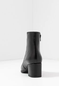 Anna Field Leather - Korte Laarzen - Black -Dameskledingwinkel 728bd49fd0604d5f9c7b683a8852520a