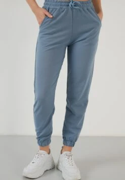 LELA Slim Fit - Trainingsbroek - Baby Blue
