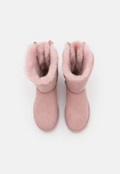 Ugg Bailey Bow - Korte Laarzen - Rose Grey -Dameskledingwinkel be84b4ecc112410c924830acab857c5e