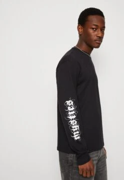 YOURTURN Unisex - Longsleeve - Black -Dameskledingwinkel bf17c5e5c44d4cc288891b4647c72708