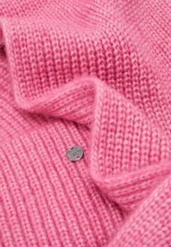 ESPRIT Xmas Box Set - Sjaal - Pink -Dameskledingwinkel d5194ea13630427c9abe495142c92600