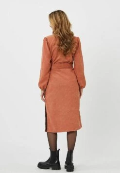 Moves Kilban - Blousejurk - Hot Sauce -Dameskledingwinkel dd9aa3086c134bc9b6e02706fe4a470f