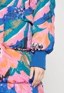 Yassimilly Padded Coat - Winterjas - Blue Iolite/Milana -Dameskledingwinkel e2961532783d45faace29b4257def214