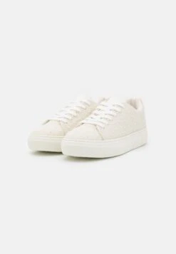 Sneakers Laag - Off-White -Dameskledingwinkel eb7b164418c8464a827b0708f40bc634